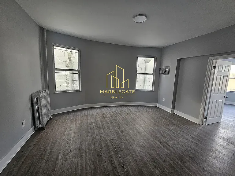 1034 S Orange Ave #11 — Photo 3