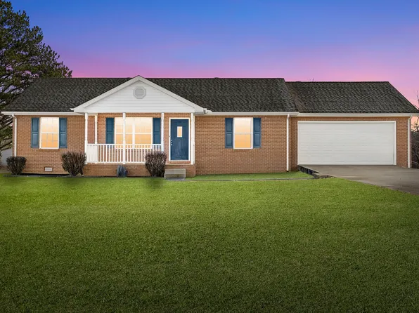 5 Adams Dr, Tennessee Ridge, TN 37178