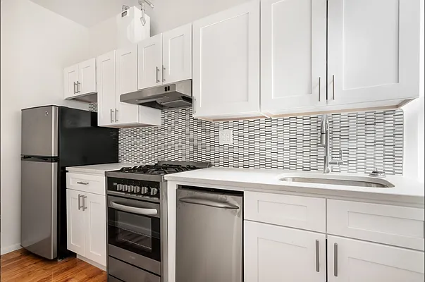 Rented by Compass | media 16