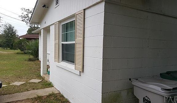 4th image of 109 Curtiss Dr