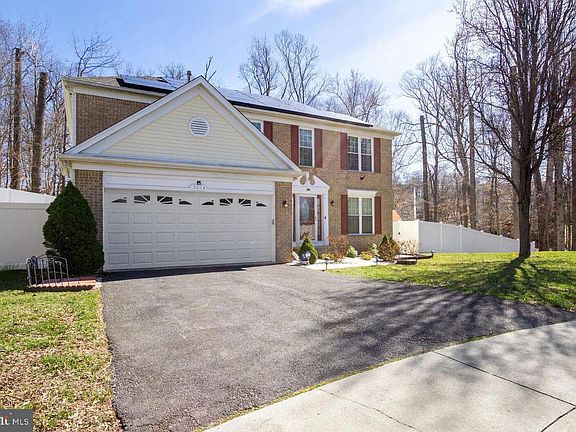 2nd image of 3204 Awn Ct