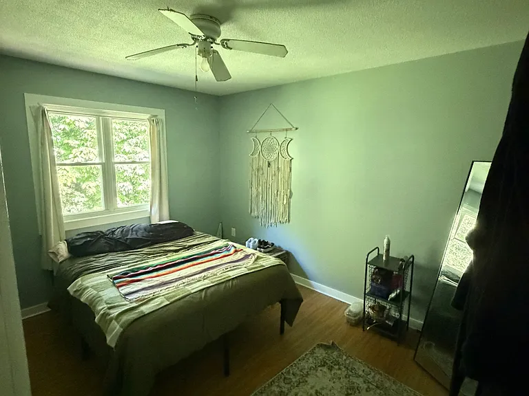 308-310 Long Plain Rd — Photo 8