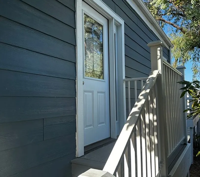 124 Fontana Ave