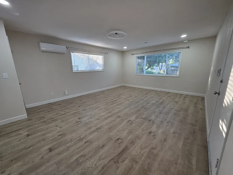 24542 San Marcos Dr — Photo 2