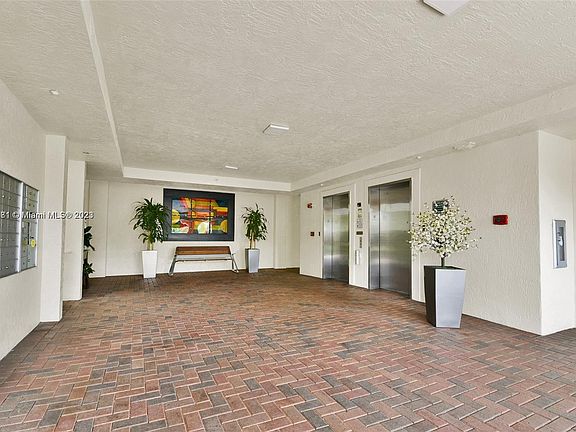 5th image of 10710 NW 66th St APT 506