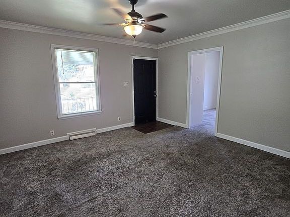 4th image of 106 NE Chandler St