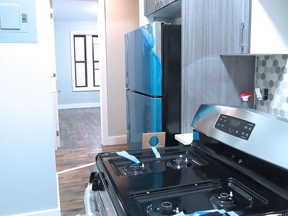 4th image of 611 Ocean Ave APT A5