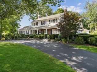 4 Divittorio Dr, Milford, MA 01757