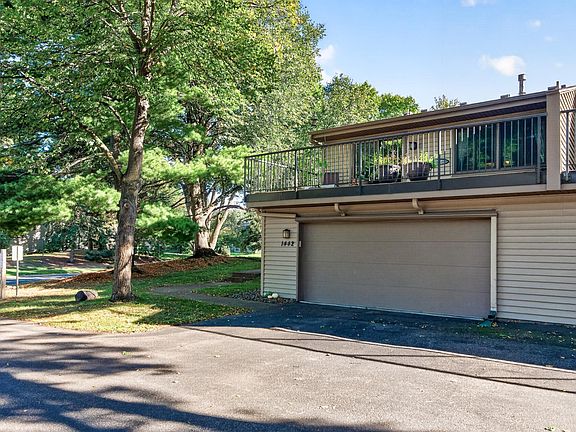 2nd image of 1442 Arden View Dr