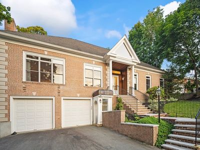 16 Adams Cir, Quincy, MA, 02169