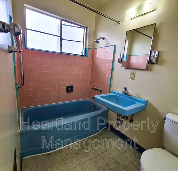5123 Wilson St — Photo 6