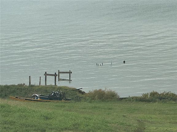 2nd image of W/2 Of County Rd Lot 17-2200