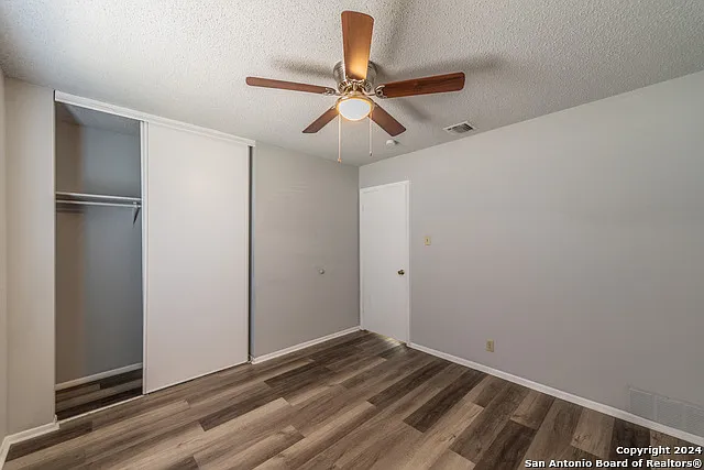 5011 Thomas Paine Dr — Photo 22