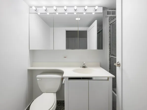 213 East 37th Street image 14 of 19