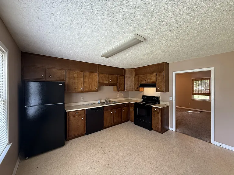 1908 Catchings Dr NW — Photo 15