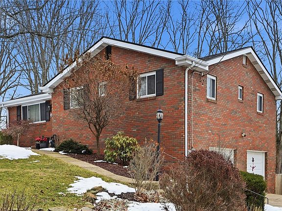 2nd image of 3289 Fawnway Dr