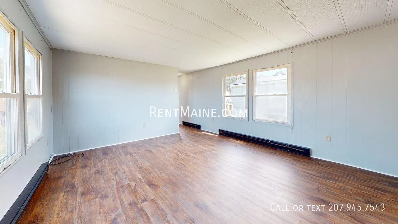 2 bed, 1.5 bath, 913 sqft, $1,295 — Photo 4