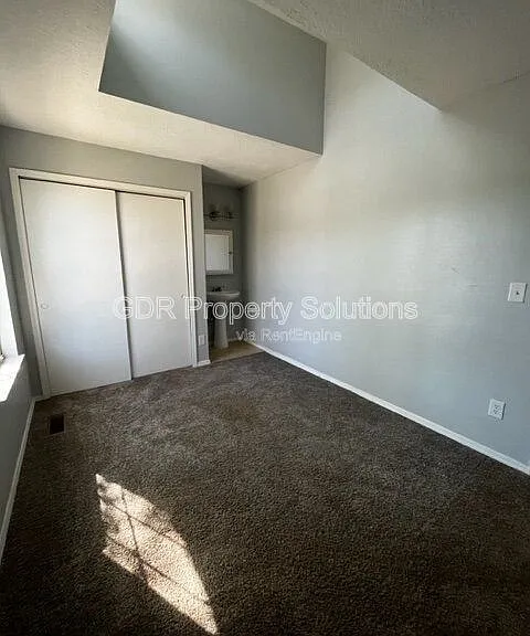 706 Fruit Ave NW #A — Photo 11