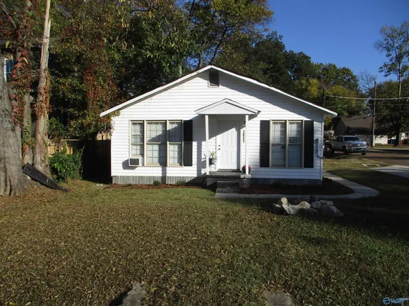 1031 Halsey Ave NE, Huntsville, AL 35801