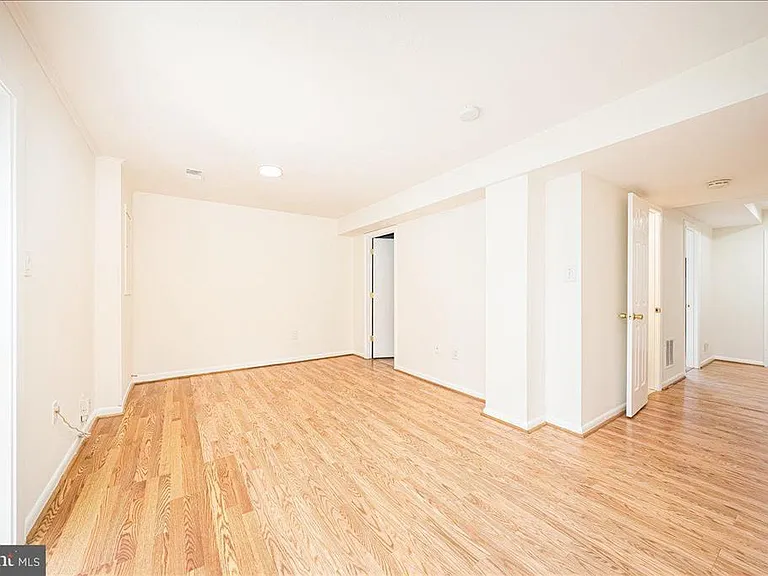 Entry Level Family room