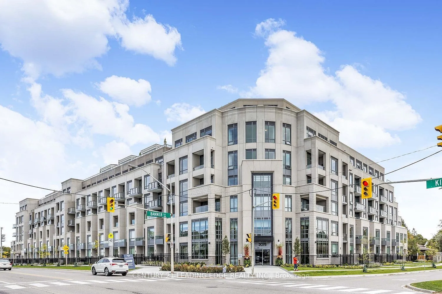 1 bed, $2,425 — Photo 1