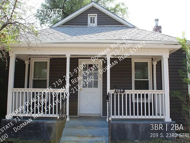 209 S 23rd St — Photo 1