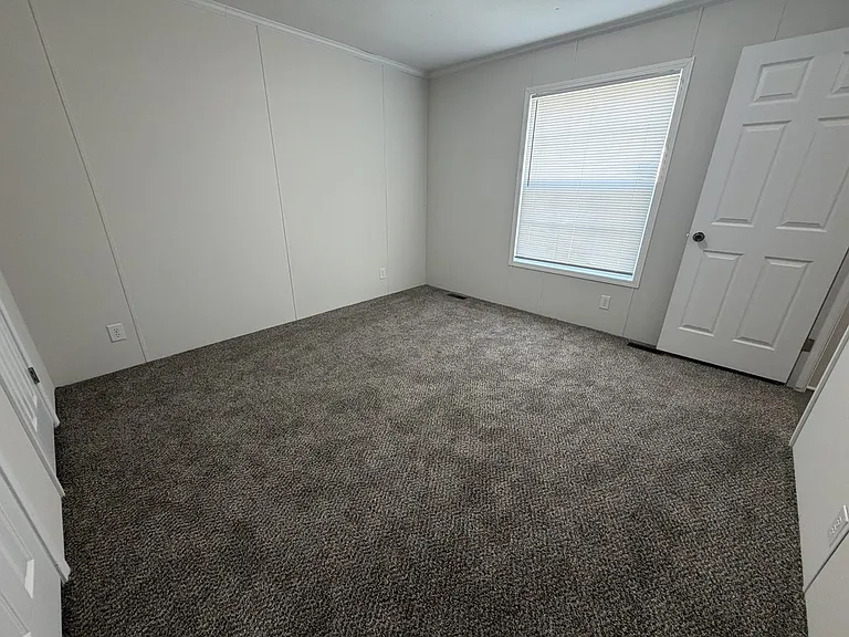 38000 Le Chateau Blvd #144 — Photo 13