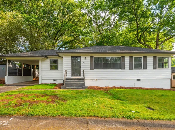 670 Burbank Cir SE, Smyrna, GA 30080