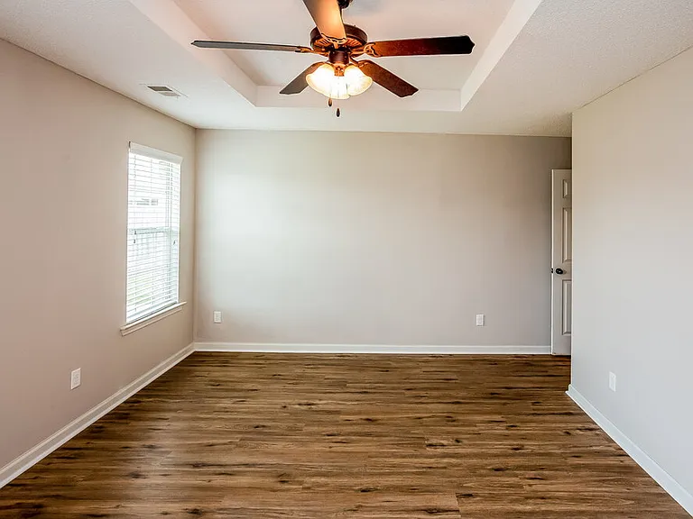 7911 Ridgedale Dr — Photo 14