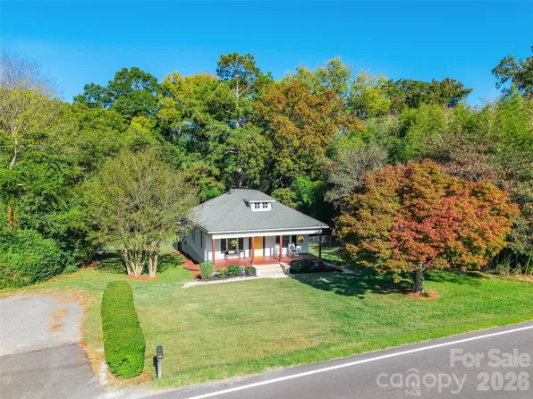4595 Edgeland Rd, Edgemoor, SC 29712