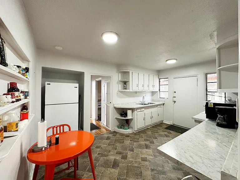 1718 Silver Ave SE #1 — Photo 6