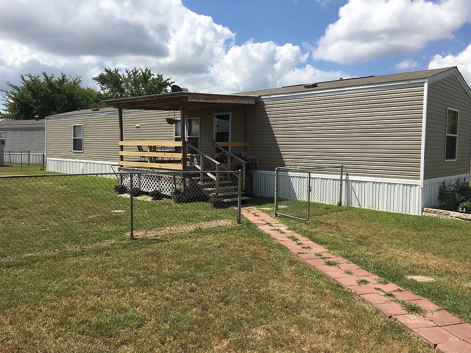 1st image of 158 Oak Run