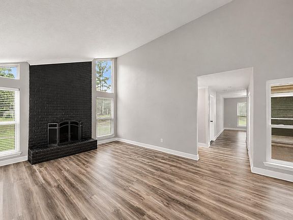 5th image of 17734 Seven Pines Dr