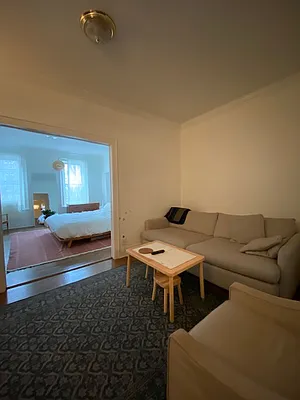 Rented by Douglas Elliman | media 19