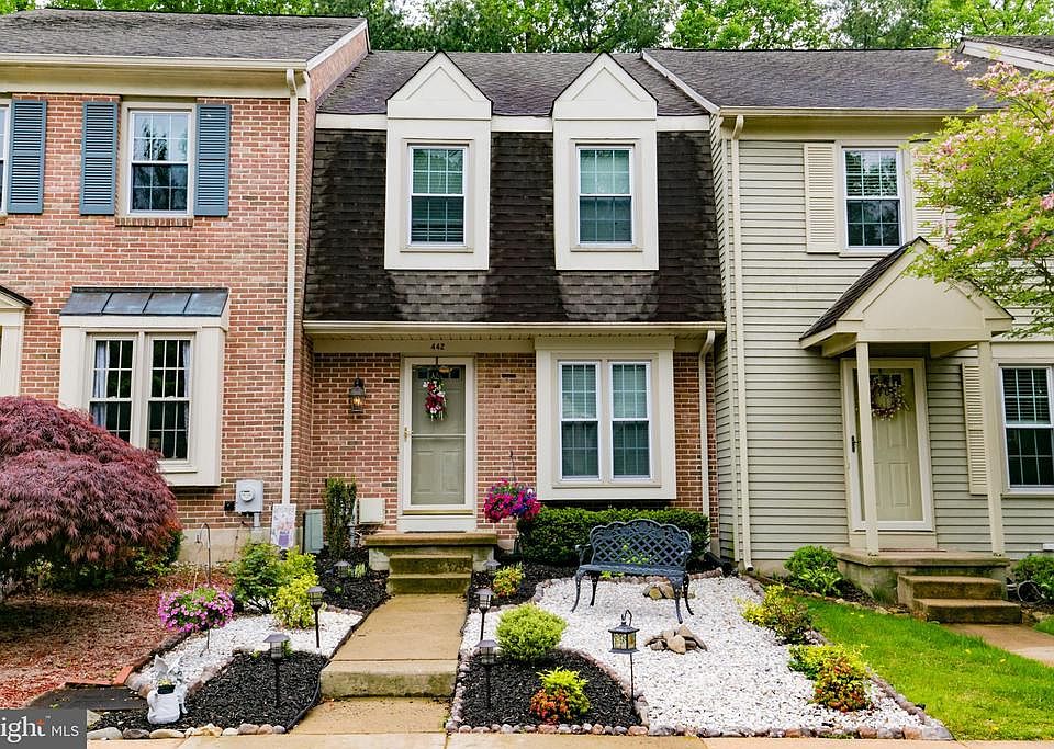 1st image of 442 Briarcreek Dr