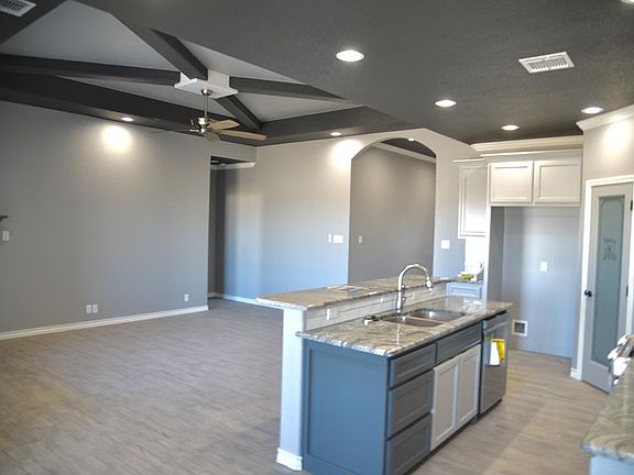 4th image of 3628 El Cajon