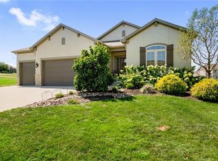 1200 Dunvegan Ln, Raymore, MO 64083