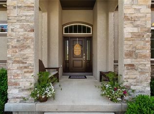 7715 N Wallace Ave, Kansas City, MO 64158