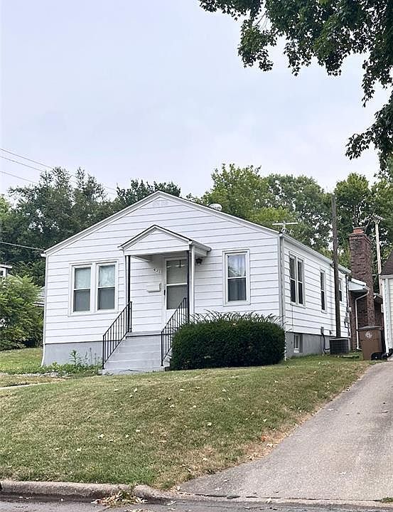 1st image of 648 Penny Ave