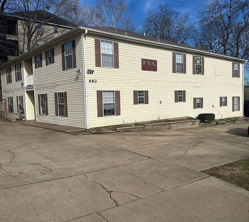1st image of 980 W Cleveland St #6
