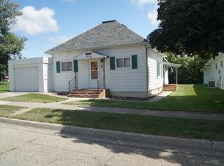 528 Main St, Gackle, ND 58442