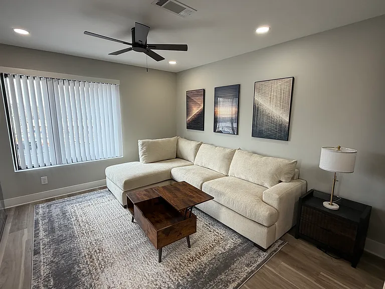 The Tucker Luxury Apartments — Photo 61