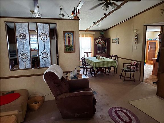 4th image of 8498 Bellevue St