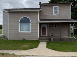 413 E Walnut St, Argos, IN 46501