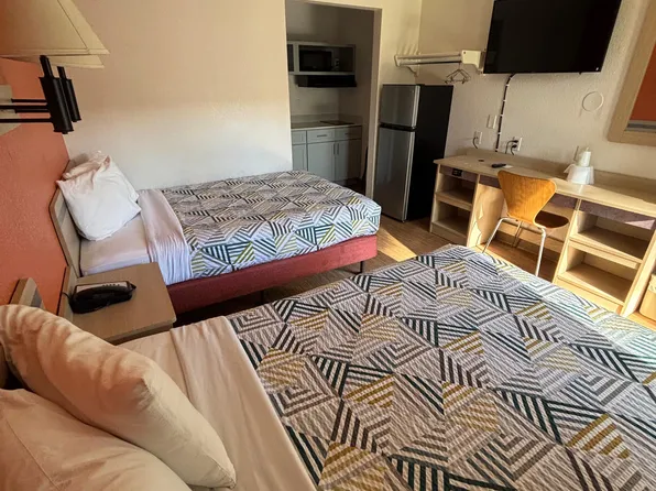 2745 S Woodlands Village Blvd #119, Flagstaff, AZ 86001