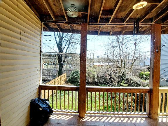 5th image of 337 Randolph Ave #1A