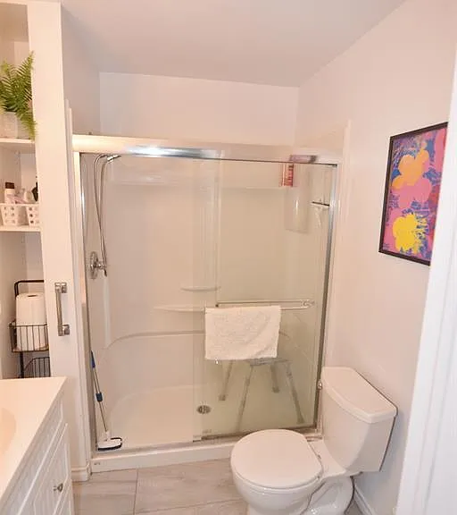2471 Pillette Rd — Photo 39