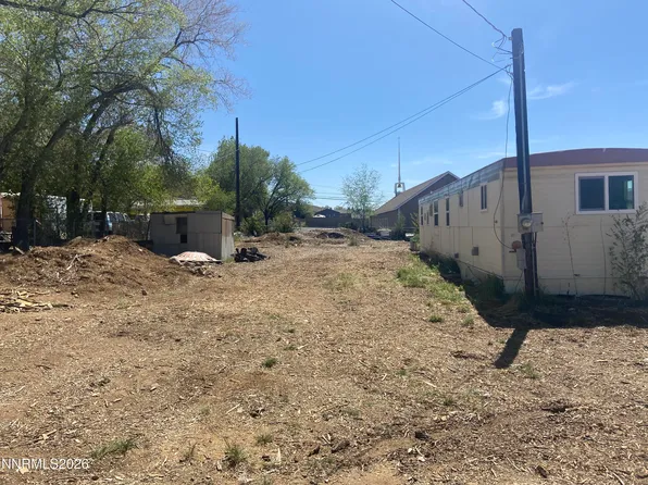 5428 Lupin Dr, Sun Valley, NV 89433