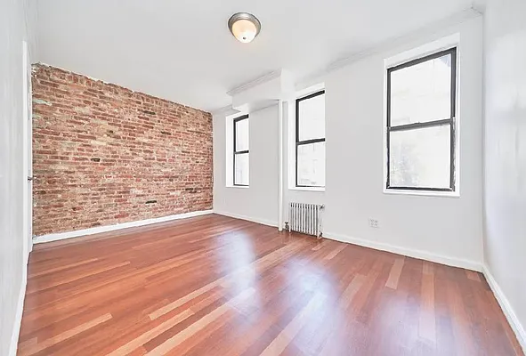 Rented by Living New York | media 21