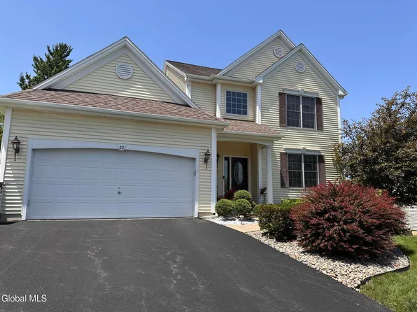 22 Fairview Lane, Mechanicville, NY 12118